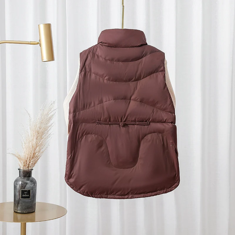 Женская куртка на белом утином пуху без рукавов с воротником-стойкой | одежда