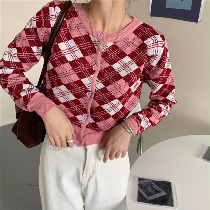 

Autumn and winter 2020 new knitted cardigan sweater women's French Dousha Red Plaid long sleeve thin fashion casual