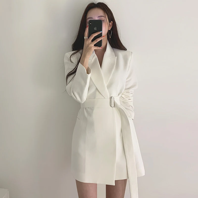 Женский блейзер в стиле ретро однотонный с отложным воротником и длинными