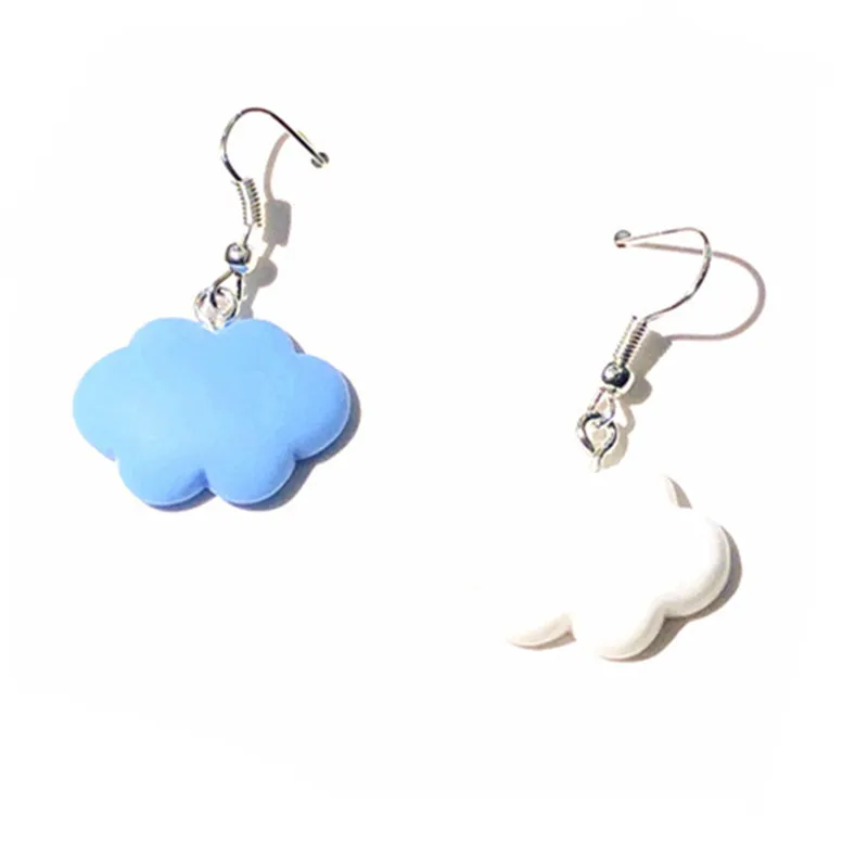 

Korean small fresh girl heart earrings blue sky white cloud net red cloud small ear hook simple earrings wholesale
