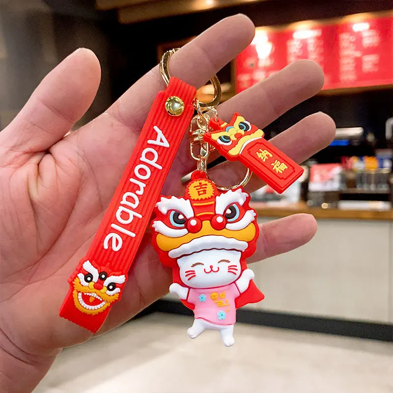 

Anime Cartoon Luck Cat Animal Keychain Pendant Creative Personality Car Chain Ring Simple Couple Kawaii Bag Ornaments Girl Gift