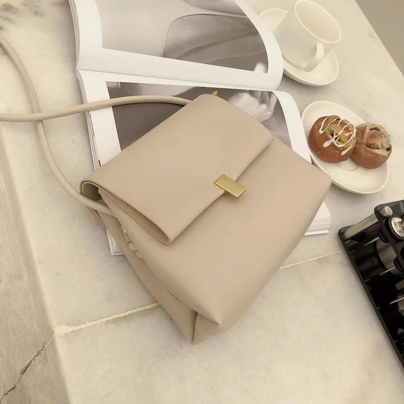 

Flash Sale Luxury Brand Women Shoulder Bag Soft Leather TopHandle Bags Ladies Tassel Tote Handbag High Quality Bag XBH66-XBH69