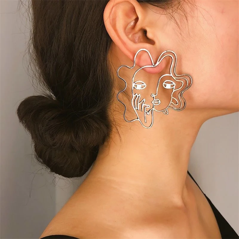 

Fashion Trend Silver Needle Personality Cold Wind Personality Korean Design 2021 Trend Jewelry Abstract Face Women’s Earrings