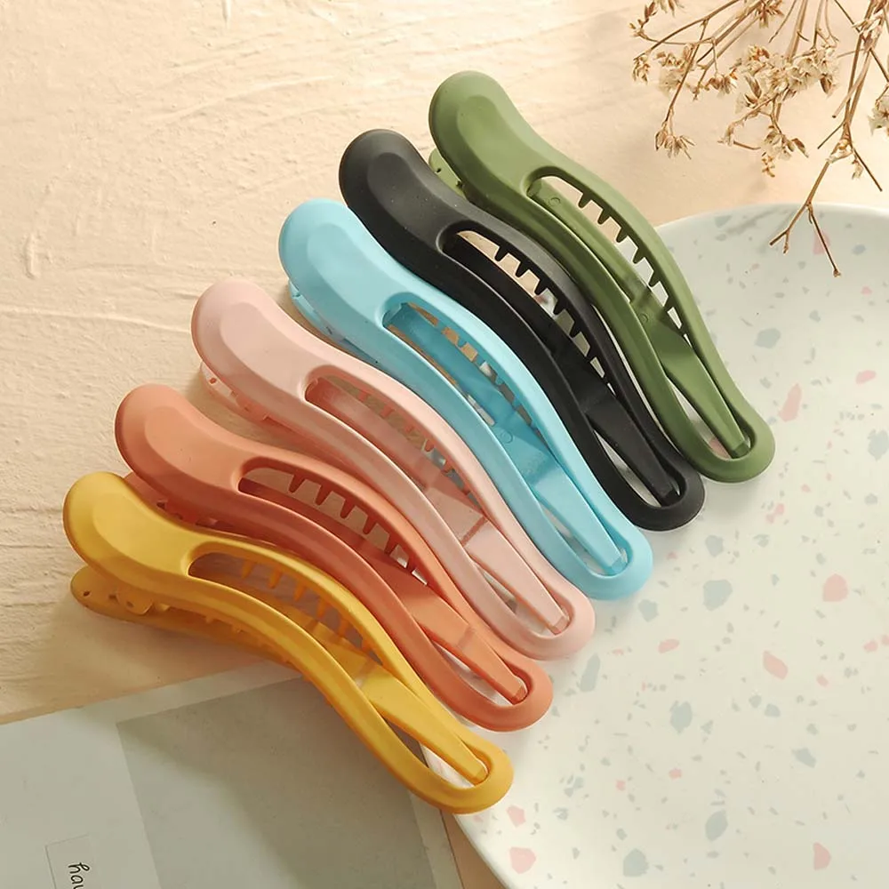 

1 Pcs Simple Elegant Matte Candy Color Large Hair Claw Seamless Plastic Duckbill Clip Wild Face Wash Hairpin Women Girls