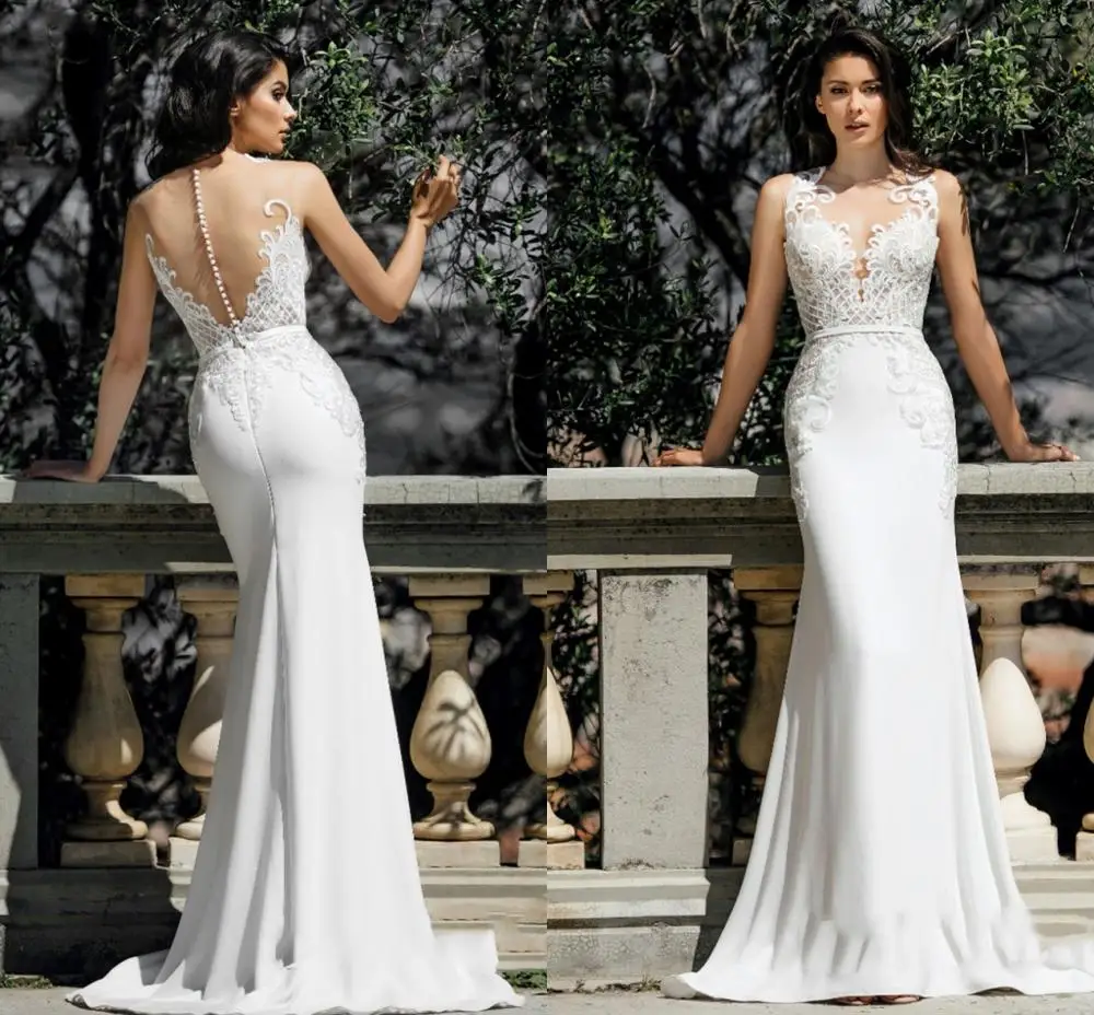 

Женское кружевное свадебное платье с юбкой-годе