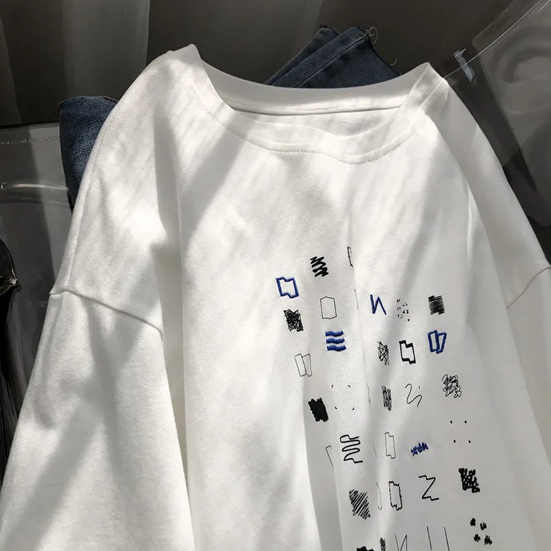 

Limiguyue Summer Women Tops Graffiti Embroidery Oversize T Shirt Loose Short Sleeve Tshirt High Quality Cotton O-neck Tee K2064