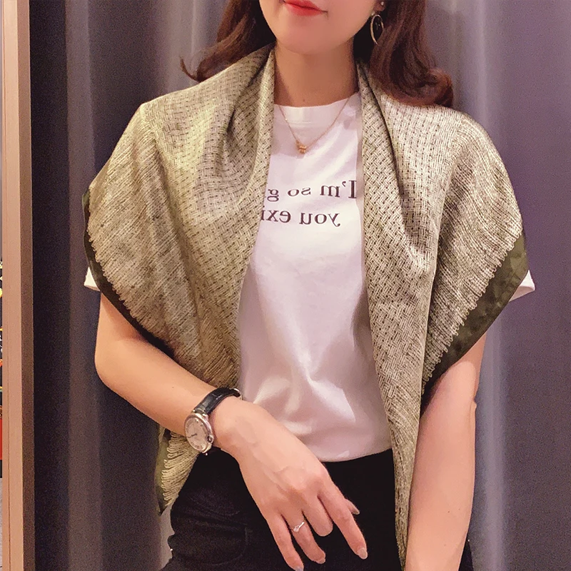 

Лето 2021, Солнцезащитный атласный платок, модный шейный платок 90 х90 см, шелковые шарфы, новинка, шаль с принтом кареты, пончо и накидки