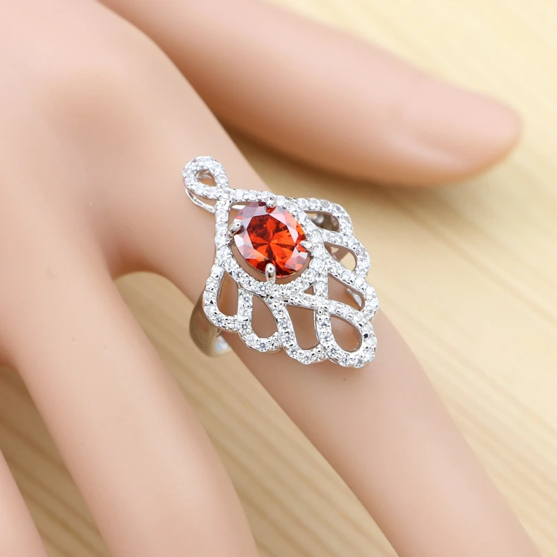 Женский ювелирный комплект из колье и серёг серебра 925 пробы