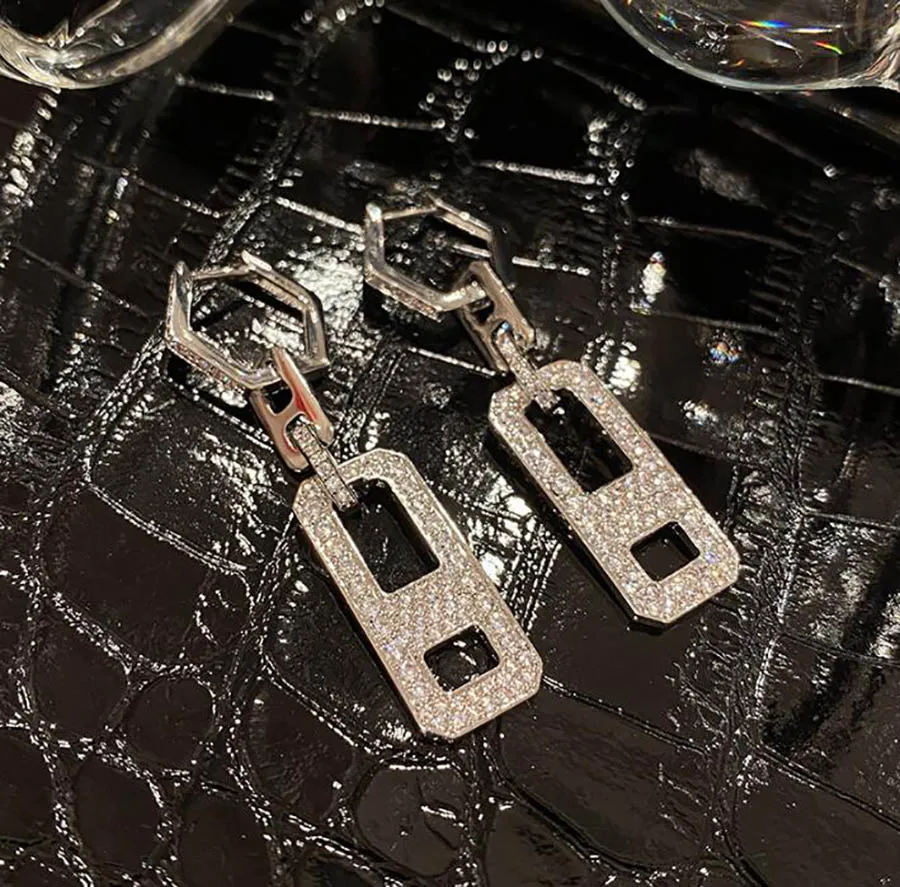 

shiny rhinestone zipper geometric Japanese square earrings elegant women simple super flash fashion pin office ladies eardrop