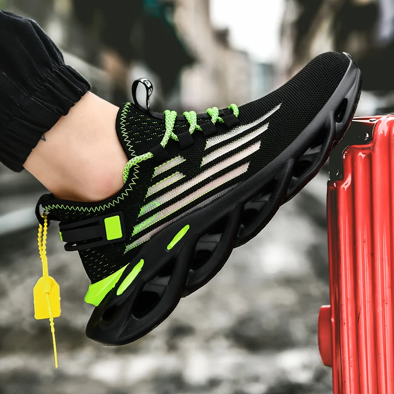 

Running Shoes for Men 2020 Braned Sports Shoes Men Sneakers Fashion Breathable Zapatos Corrientes Verano Chaussure Mens Shoes