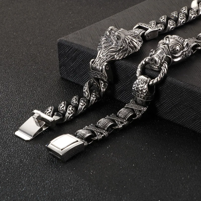 

European and American retro fashion domineering creative lion head totem titanium steel men's bracelet accessories