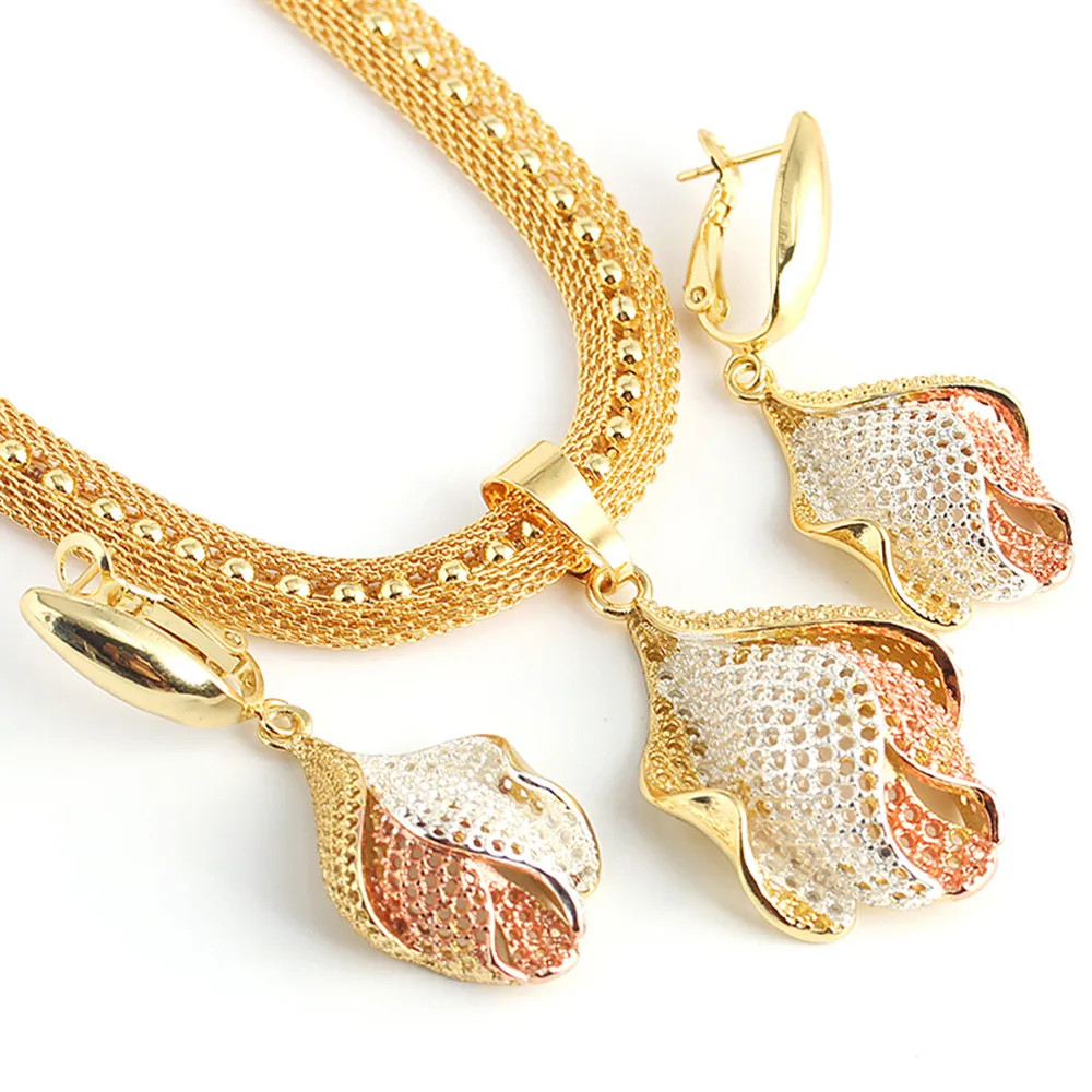 

2022 Fashion Women Jewelry Sets Bohemian Irregular Necklace Bracelet Earrings Weddings Bridal Party Jewelry Set Christmas Gifts