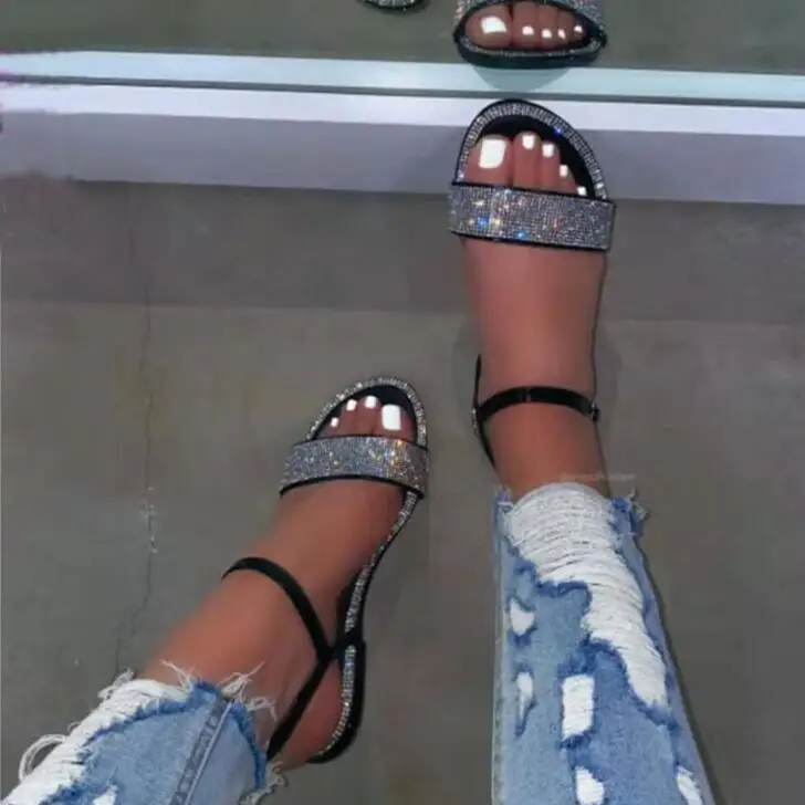 

Босоножки женские, на плоской подошве, со стразами, с ремешком сзади, Размеры 35-43, для лета, 2021