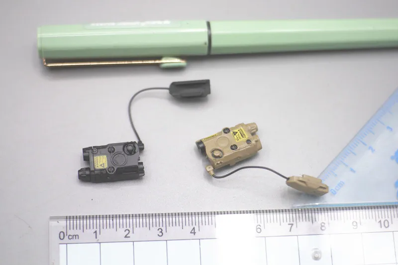 

Hot sale Minitimes Toys 1/6 Laser Mouse withTail Model for Collection