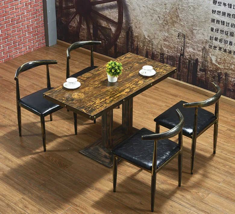 Стул круассаны из твердой древесины с имитацией железа простой современный стул