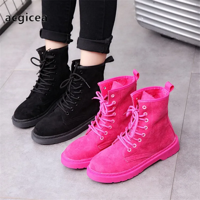 Зимние ботинки на плоской подошве с круглым носком водонепроницаемые