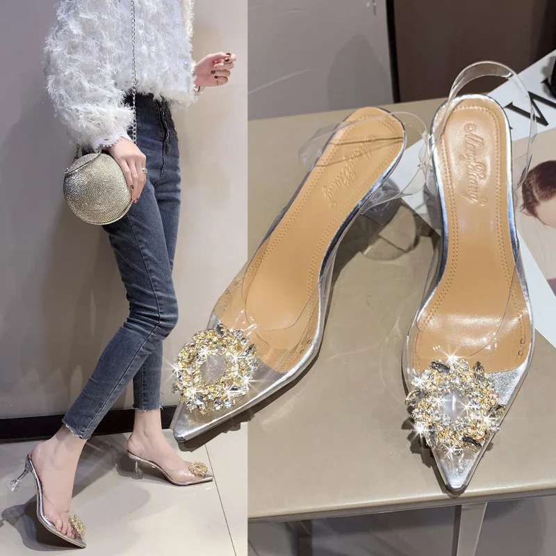 

Slip on Rubber Female Sandalen Flats Fashion Crystal Shoes Women Summer Pointed Toe PVC Flat Shoes for Women Roman Beach Shoes