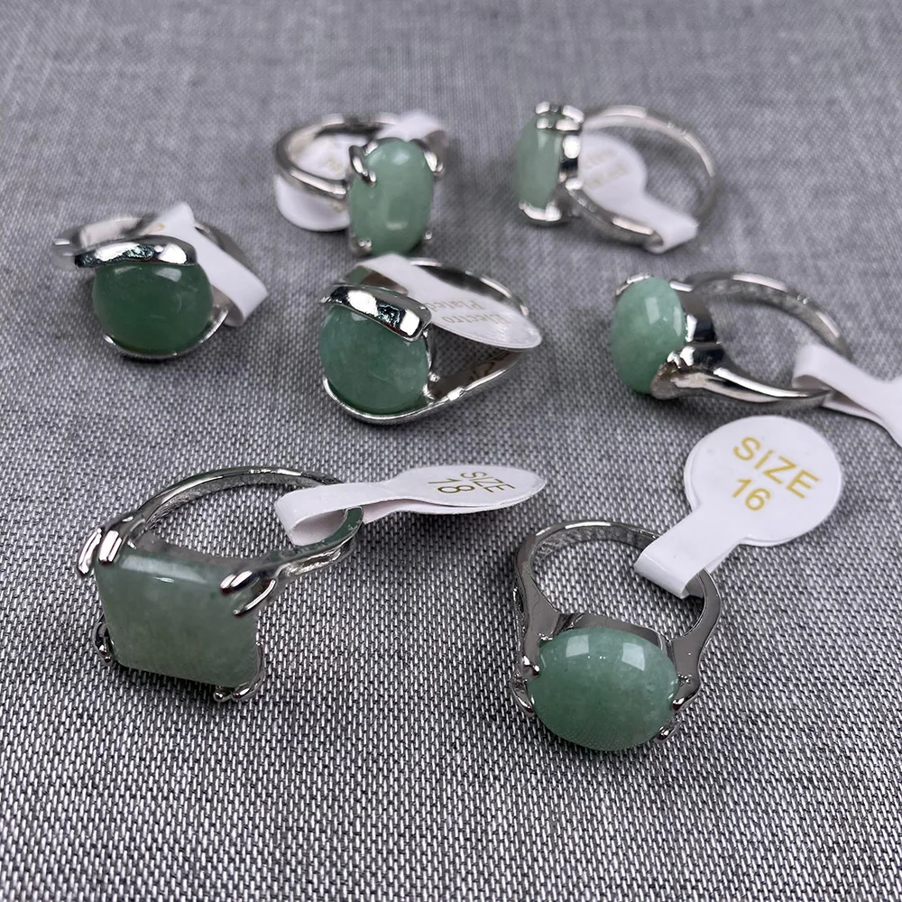 

Natural semi precious stone ring Green Aventurine 20 random shapes Coil number: 18-20 mixed loading Classic style