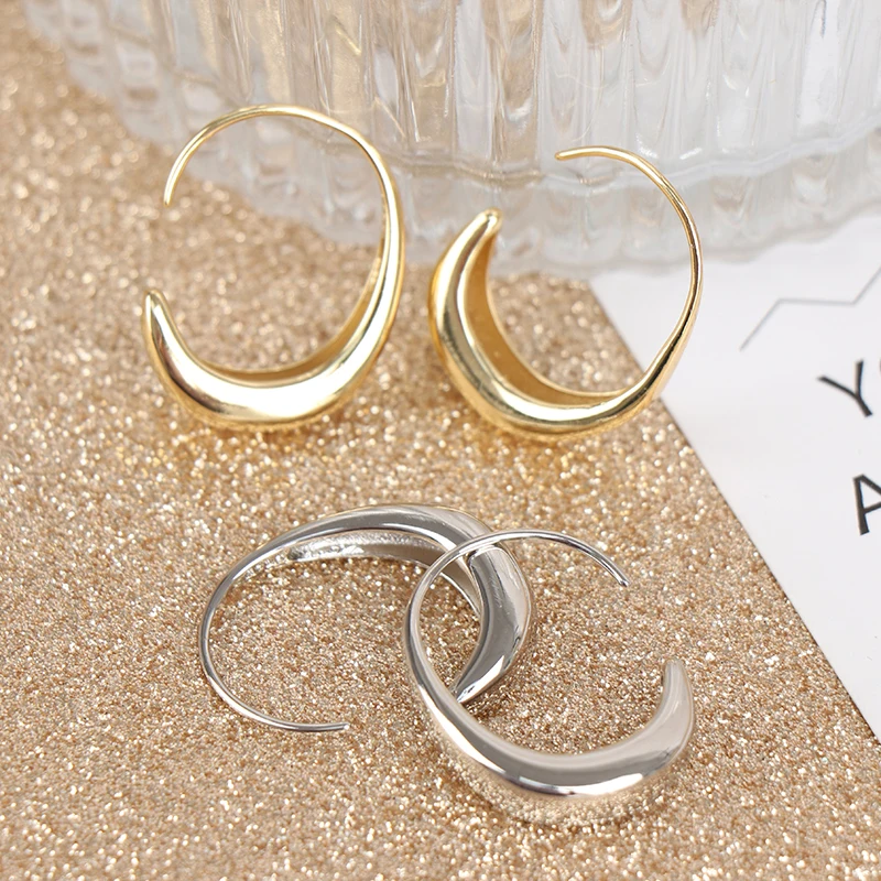 

1Pair Vintage Curved Hoop Earrings Geometric Handmade Earring Women Jewelry Gift