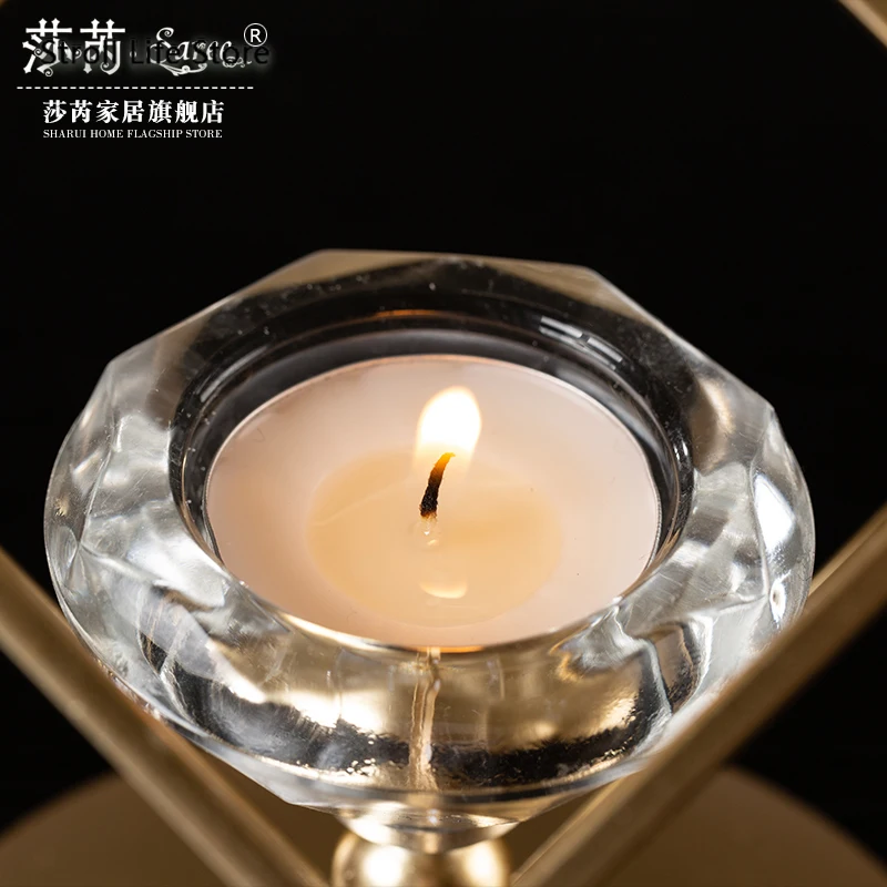 Золотой геометрический подсвечник металлический стеклянный для ужина при