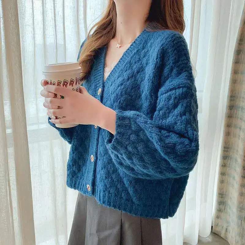

Knitted short autumn / winter 2020 new solid color loose sweater coat lazy