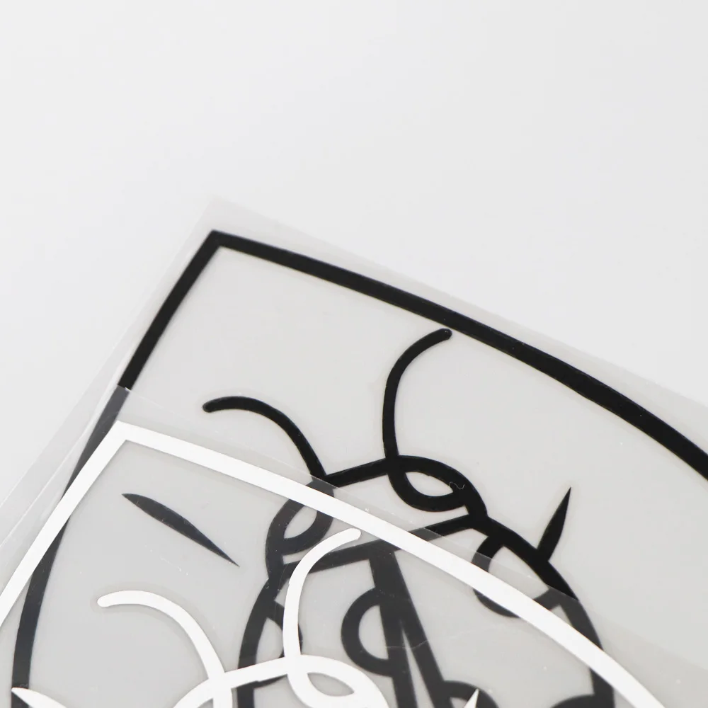 

YOJA 12.415CM Butterfly Cartoon Animals Vinyl Compact Car Sticker Decal Black/Silver 19C-0063