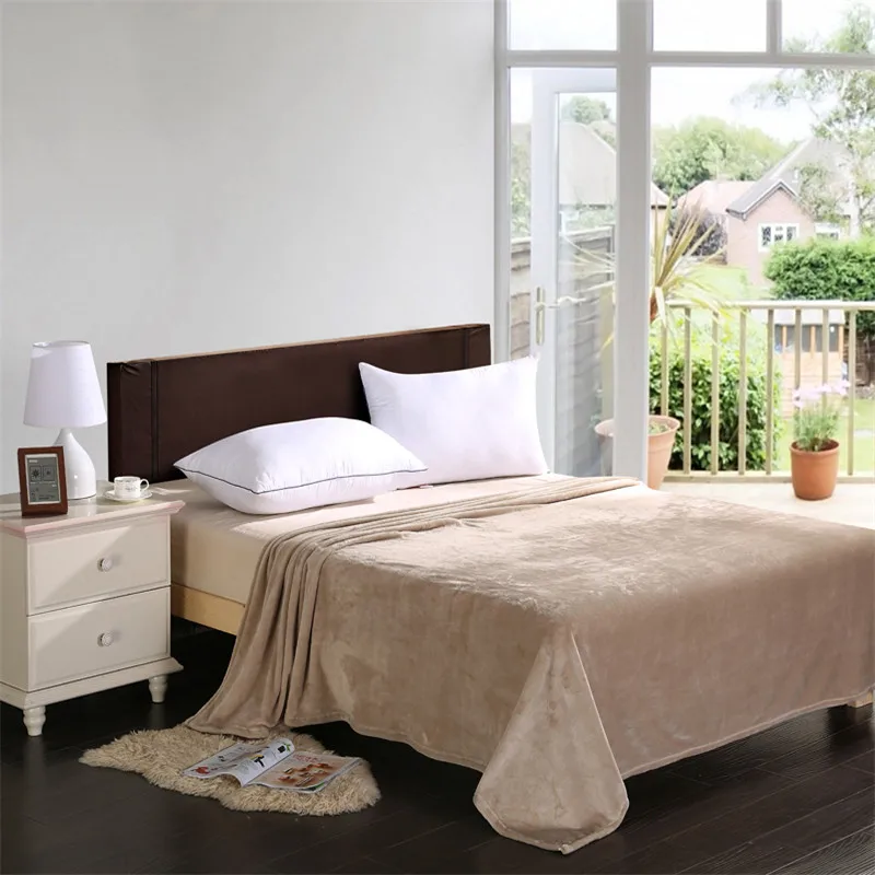 Покрывало для дивана спальни однотонное Фланелевое флисовое супермягкое одеяло