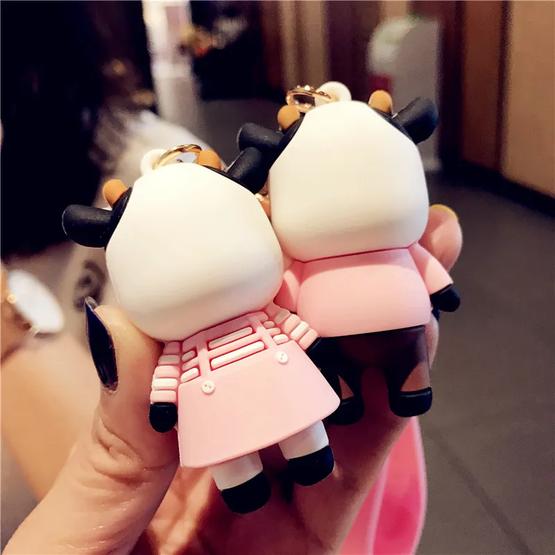 

Kawaii PVC Cattle Couple Doll Keychain Cute Pink Lucky Trinket Girl Boy Pendant Bag Car Key Ring Jewelry Lanyard Accessory Gift