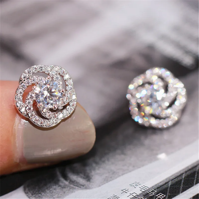 

Серьги-гвоздики женские из серебра 925 пробы, с фианитами AAAAA