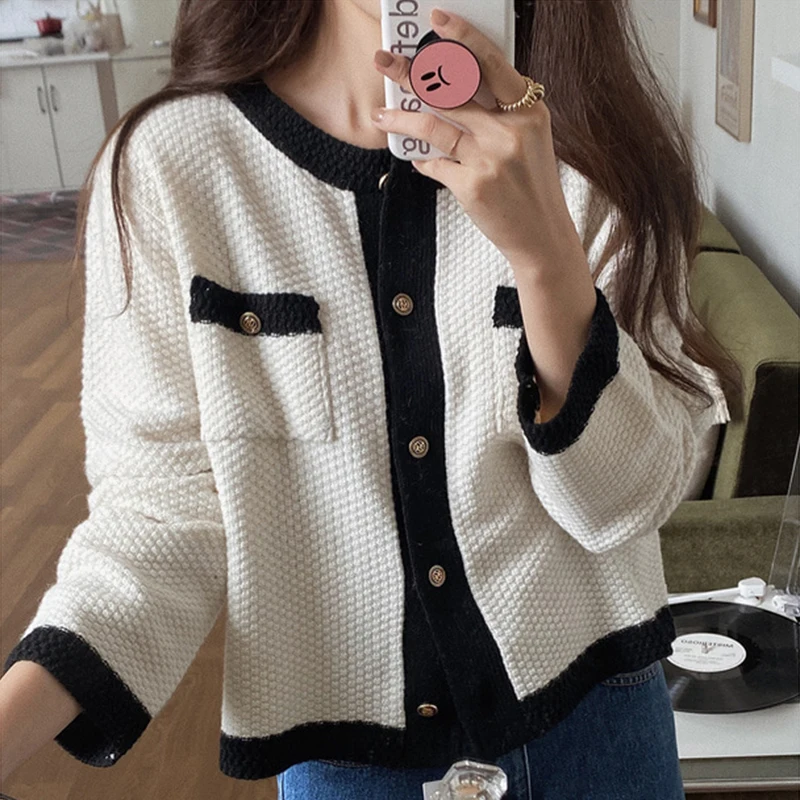 

Women Sweater Jacket Korean Fashion Elegant O Neck Hit Color Edging Single-breasted Loose Multi-pocket Knitted Cardigan Sweaters