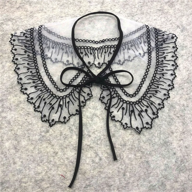 

Women Lace Fake Collar For Shirt Detachable Collars Blouse Cloud Shoulder Doll Collar Mesh Embroidery Hollow False Collar