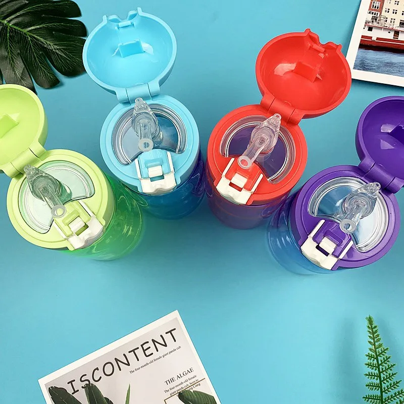 

480/700ML Kids Water Cup Creative Cartoon Baby Feeding Cups With Straws Leakproof Water Bottles Portable Children's Cups Hot