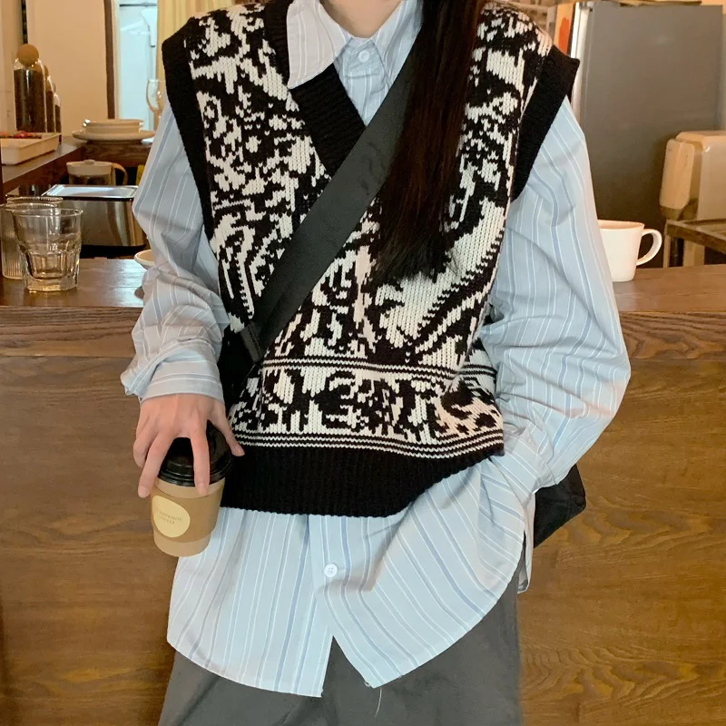 

Cmaz Autumn Winter Sweaters for Women Korean Style Thick Soft Outwear Female Clothing V-neck Vest