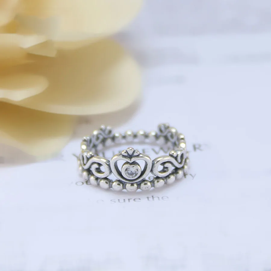 

Hot Free Shipping Real 925 Sterling Silver Ring Stone Inlaid And Hollow Princess Crown Ring For Women Gift Banquet Jewelry