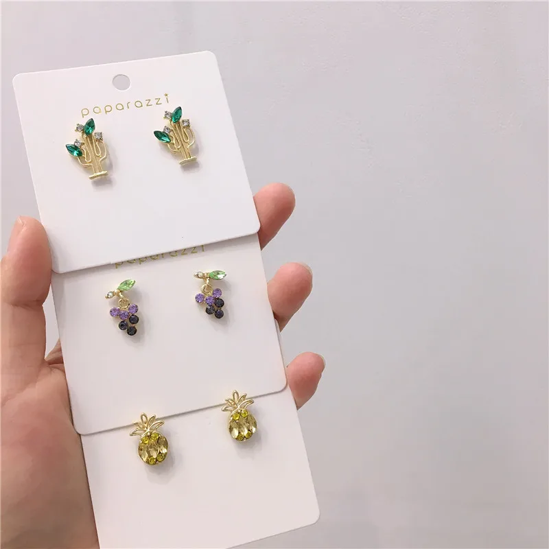 

925 Sterling Silver Small Pineapple Cactus Grape-shaped Circle Stud Earrings for Women