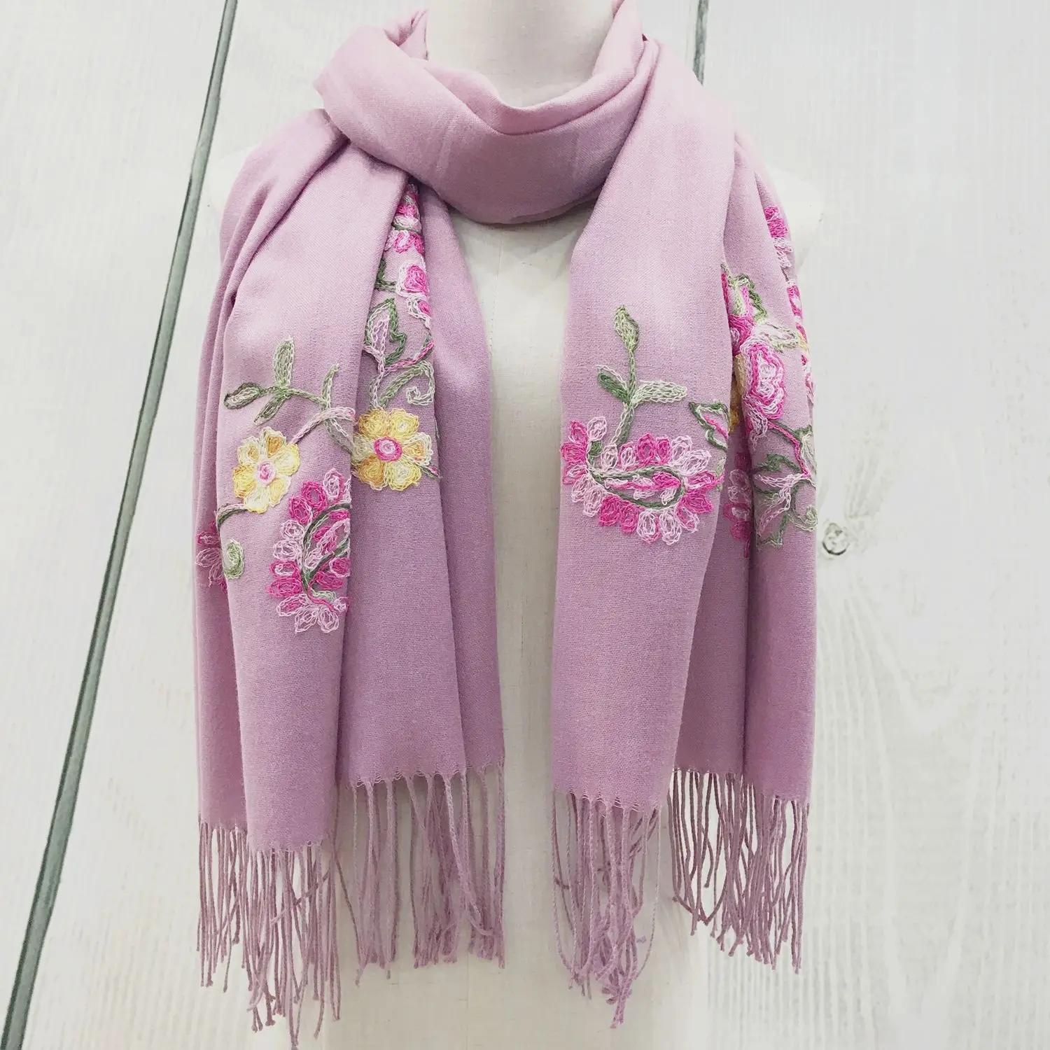 Горячая новинка 2019 женский шарф с вышивкой в этническом стиле имитация кашемира