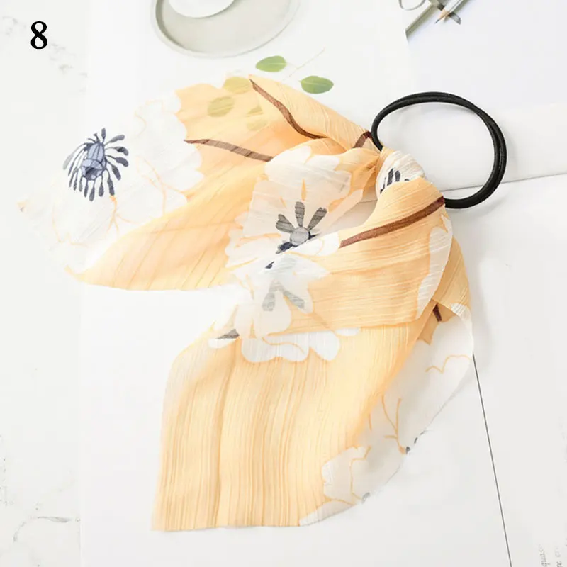 Резинка для волос с бантом |