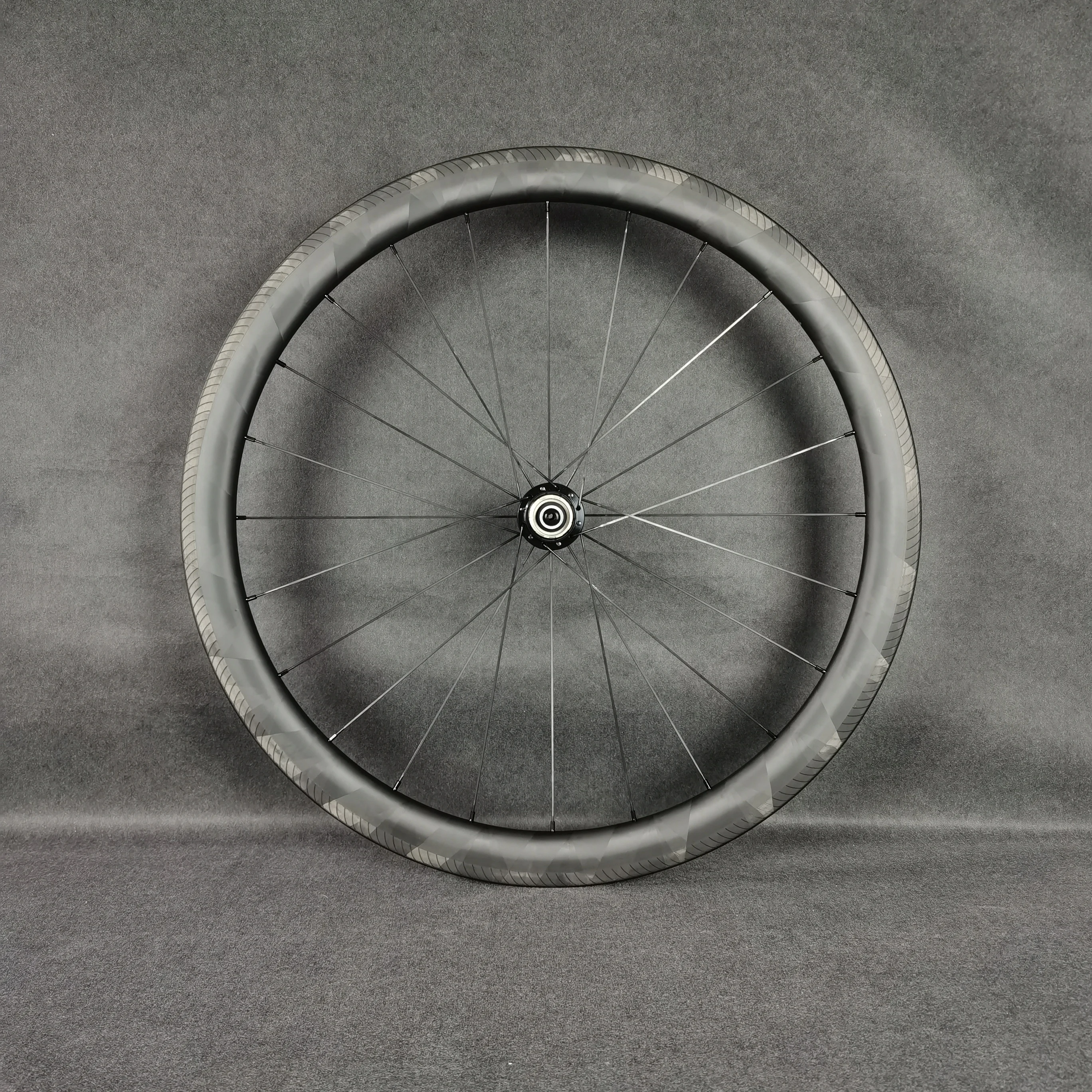 Колеса 700C из углеродного волокна 38/40/45/50/60/88 мм Глубина 23/25 ширина