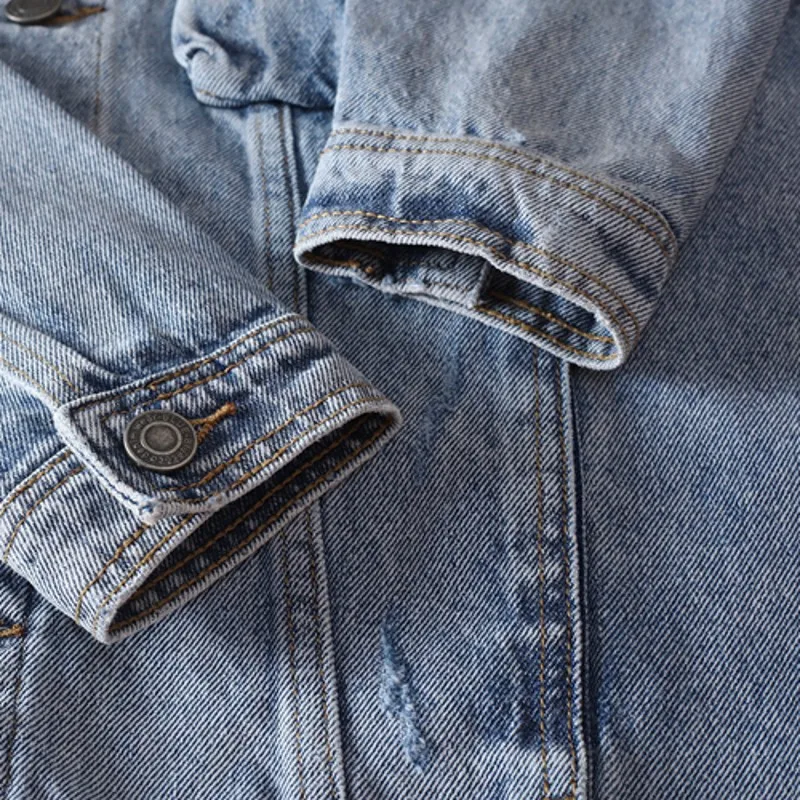

Autumn New Men Cowboy Jacket Street Embroidery Long Sleeve Denim Coat Loose Light Blue Hole Ripped Cargo Jackets Oversize 4XL
