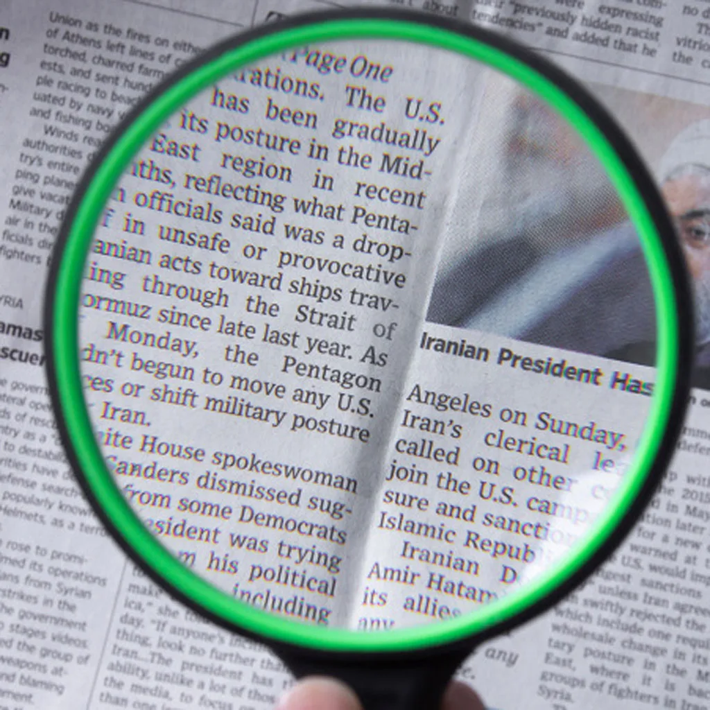 

10X Magnifying Glass Handheld Anti-drop Rubber Loupe for Reading/Jewelry