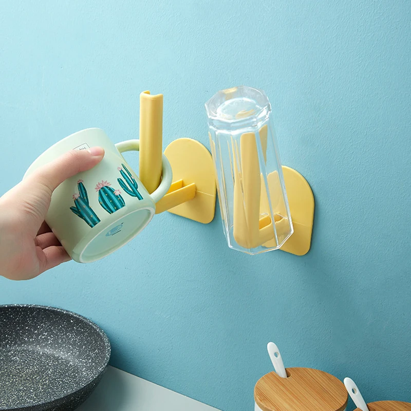 

4 pcs Kitchen Self-adhesive Accessories Under Cabinet Paper Roll Rack Towel Holder Tissue Hanger Storage Rack For Bathroom