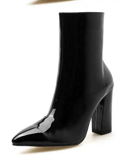 

Chivalry boots with patent leather pointed thick heel and high-heeled zipper