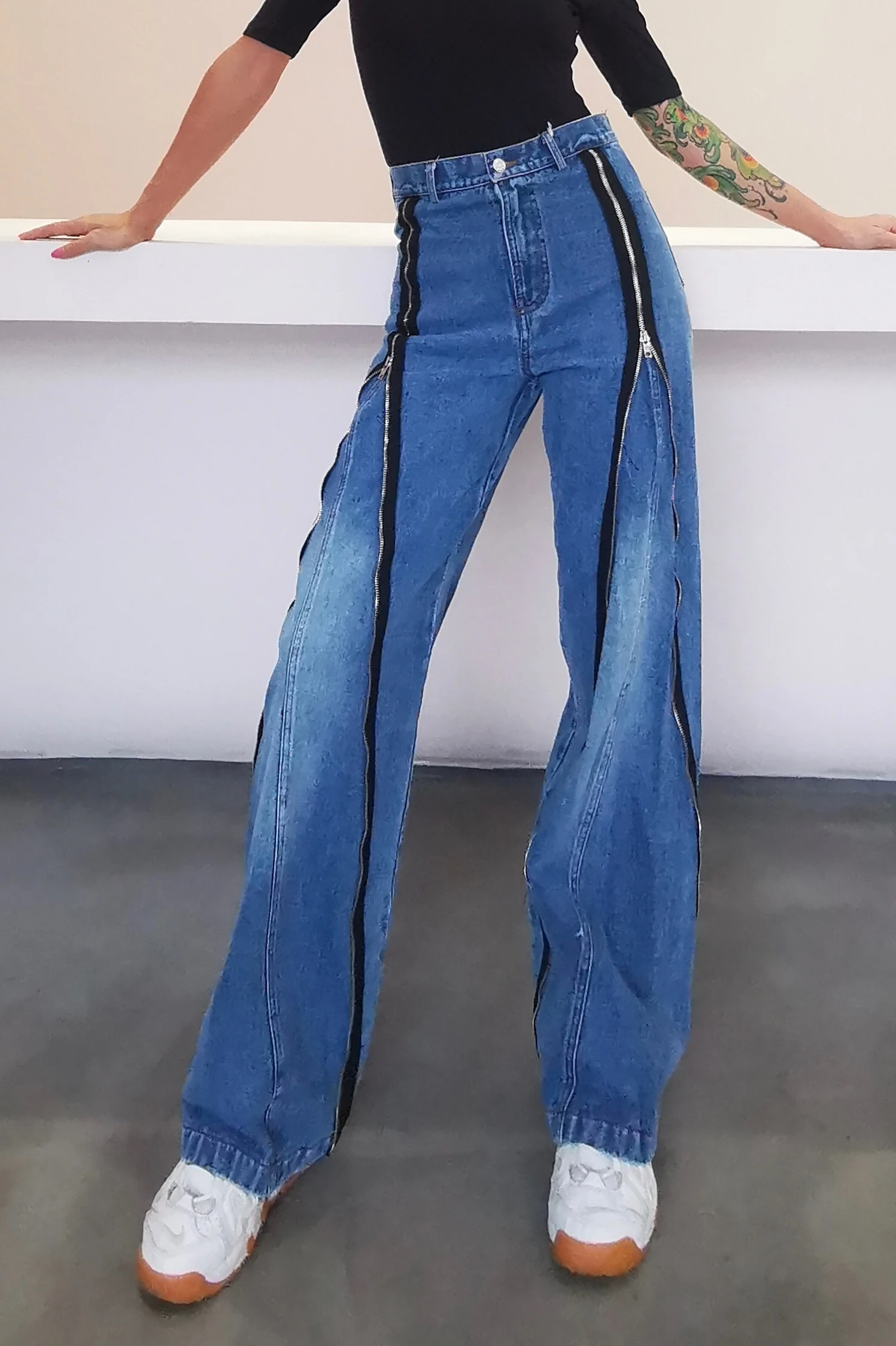 

DIY Customized Niche High Waist Dark Bootcut Trousers Asymmetric Zipper Decorations Autumn Ladies Slimming Jeans