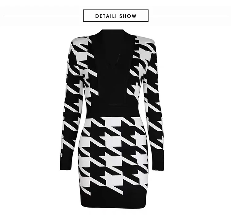 Платье-футляр трикотажное с длинным рукавом и V-образным вырезом Осень-зима 2021 |