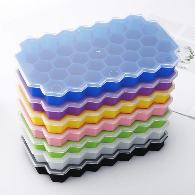 

37-cell honeycomb tray ice tray with lid, food grade, BPA-free silicone flexible ice tray mold