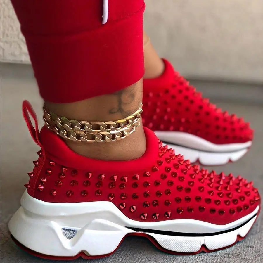 

High Quality Fashion Women Slip On Studded Rivets Increasing Height Female Walking Mujer Zapatos Plimsolls Casual Flat Shoes