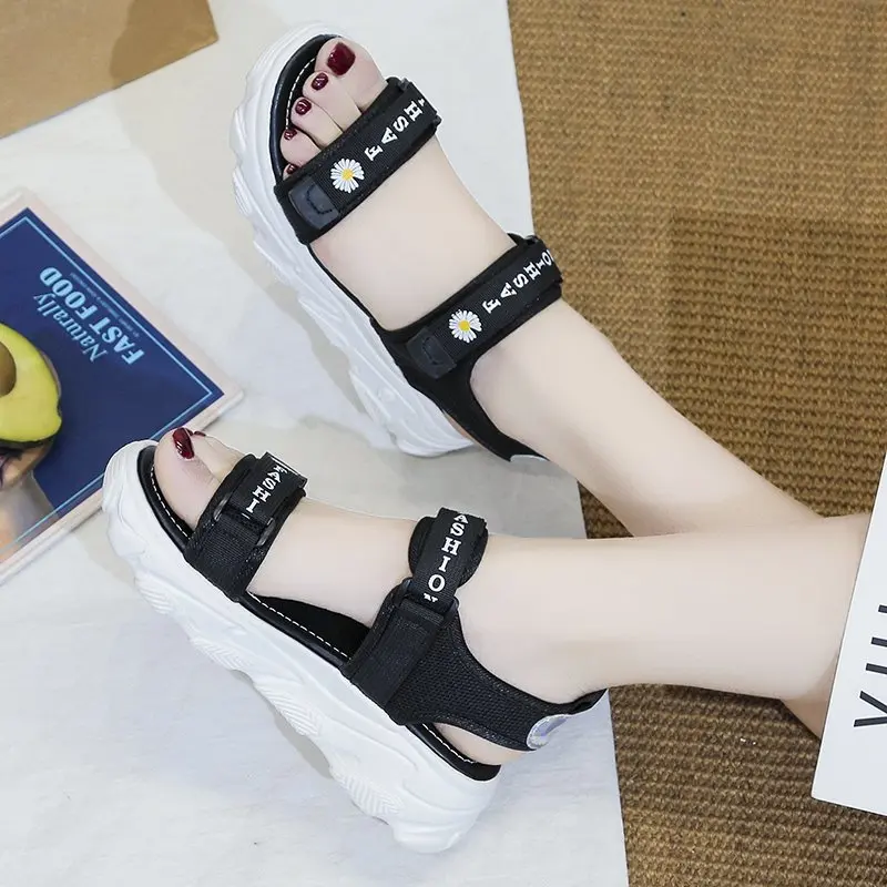 

Clogs Wedge Beach Sandal Woman Luxury All-Match High Heels Shoes Lady 2021 Suit Female Beige Platform Sports Fashion High-heeled