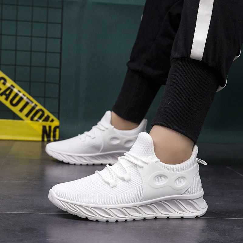 

Fashion Men White Running Shoes Lace-Up Breathable Soft Bottom Leisure Platform Platform Sneakers Mesh Outdoor Sport Shoes 39-44