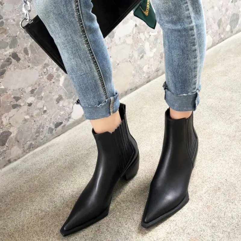 

Taoffen New Ankle Boots Women Real Leather Pointed Tow Western Boots Woman Fashion Cool Party Boot Footwear Size 34-40
