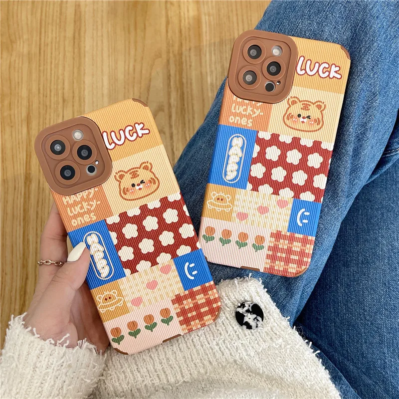 

Cartoon Tiger Splice Lattice Flower Phone Case For iPhone 11 Pro Max 13 12 Pro X XR XS Max 8 7 Plus Len Protection Soft Cover